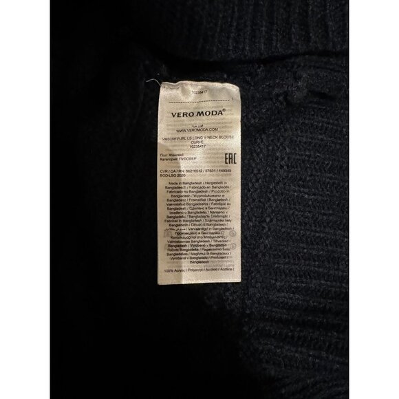 Vero Moda Long V-Neck Sweater NWT - Picture 6 of 7